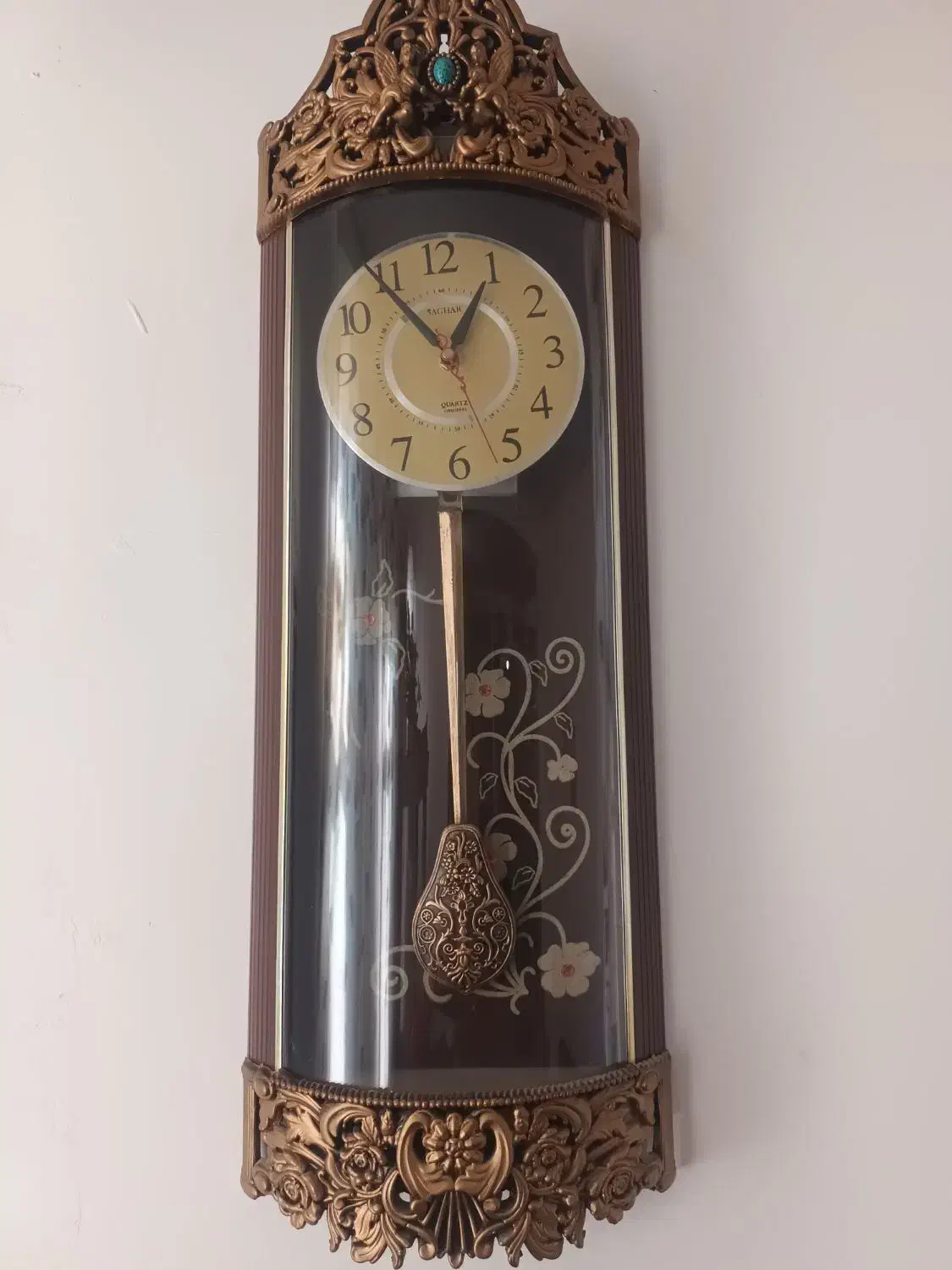 ساعت دیواری درحدنو|ساعت دیواری و تزئینی|بروجرد, |دیوار
