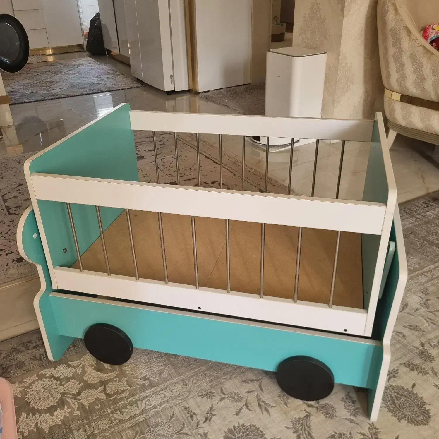 تخت کنار مادر|تخت و صندلی بچه|جم, |دیوار