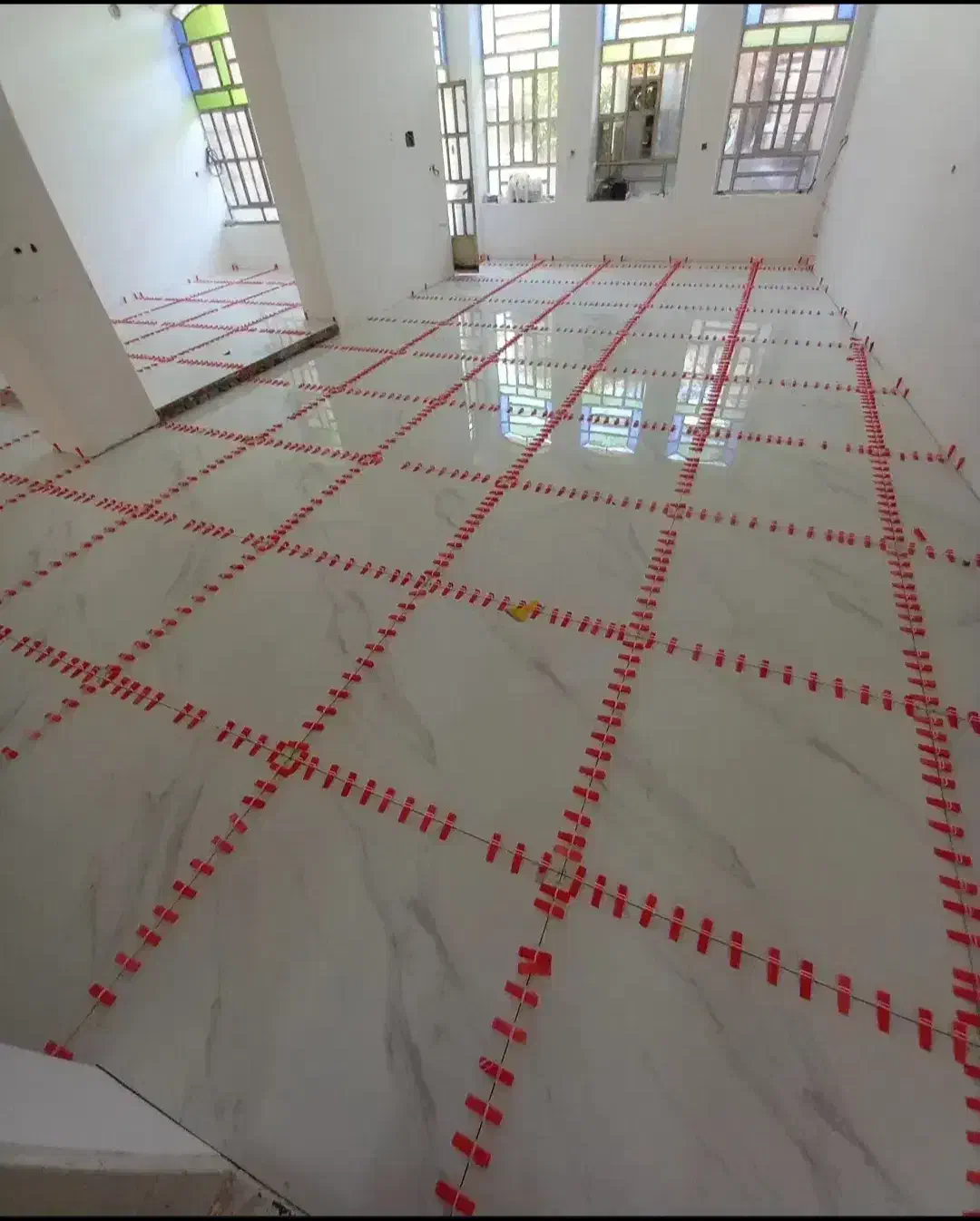 کاشی کاری و سرامیک کاری ساختمان پذیرفته میشود|خدمات پیشه و مهارت|کوهدشت, |دیوار