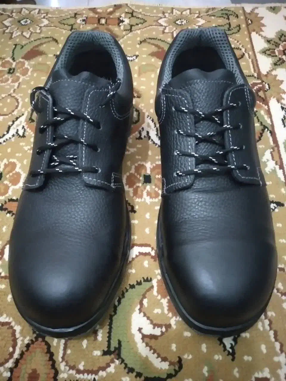 کفش ایمنی کلار سایز43و42|کیف، کفش، کمربند|قم, علی آباد سعدگان|دیوار