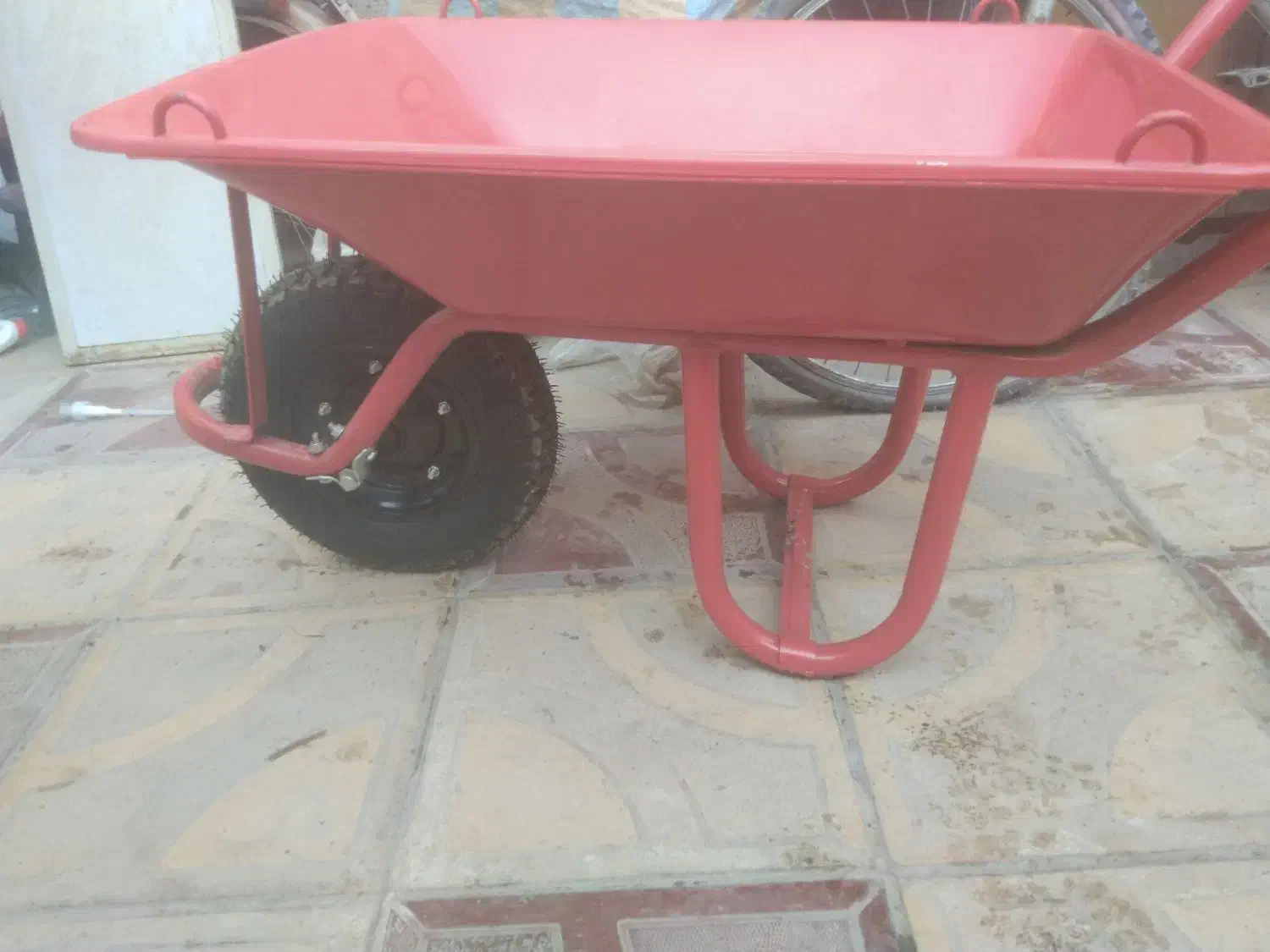 فرقون نو|ابزارآلات|شاندیز, |دیوار