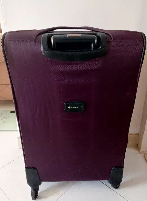 چمدان بنفش شیک|کیف، کفش، کمربند|قم, پردیسان|دیوار