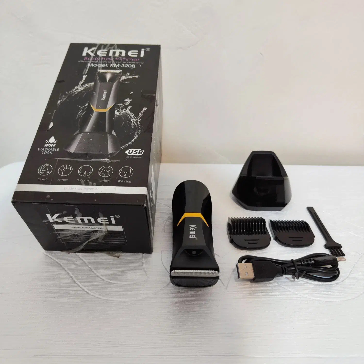 ماشین اصلاح شارژی ضد آب کیمی - Kemei KM-3208|آرایشی، بهداشتی، درمانی|تهران, جنت‌آباد جنوبی|دیوار