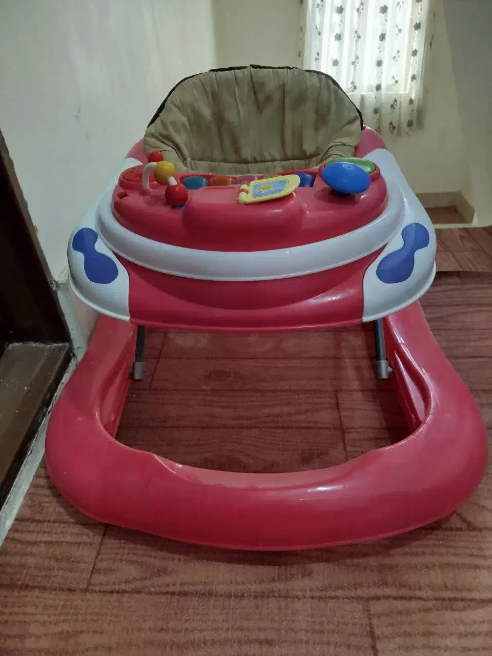 کالسکه دوقلو جلو هم و روروئک|کالسکه و لوازم جانبی|نظرآباد, رسالت|دیوار