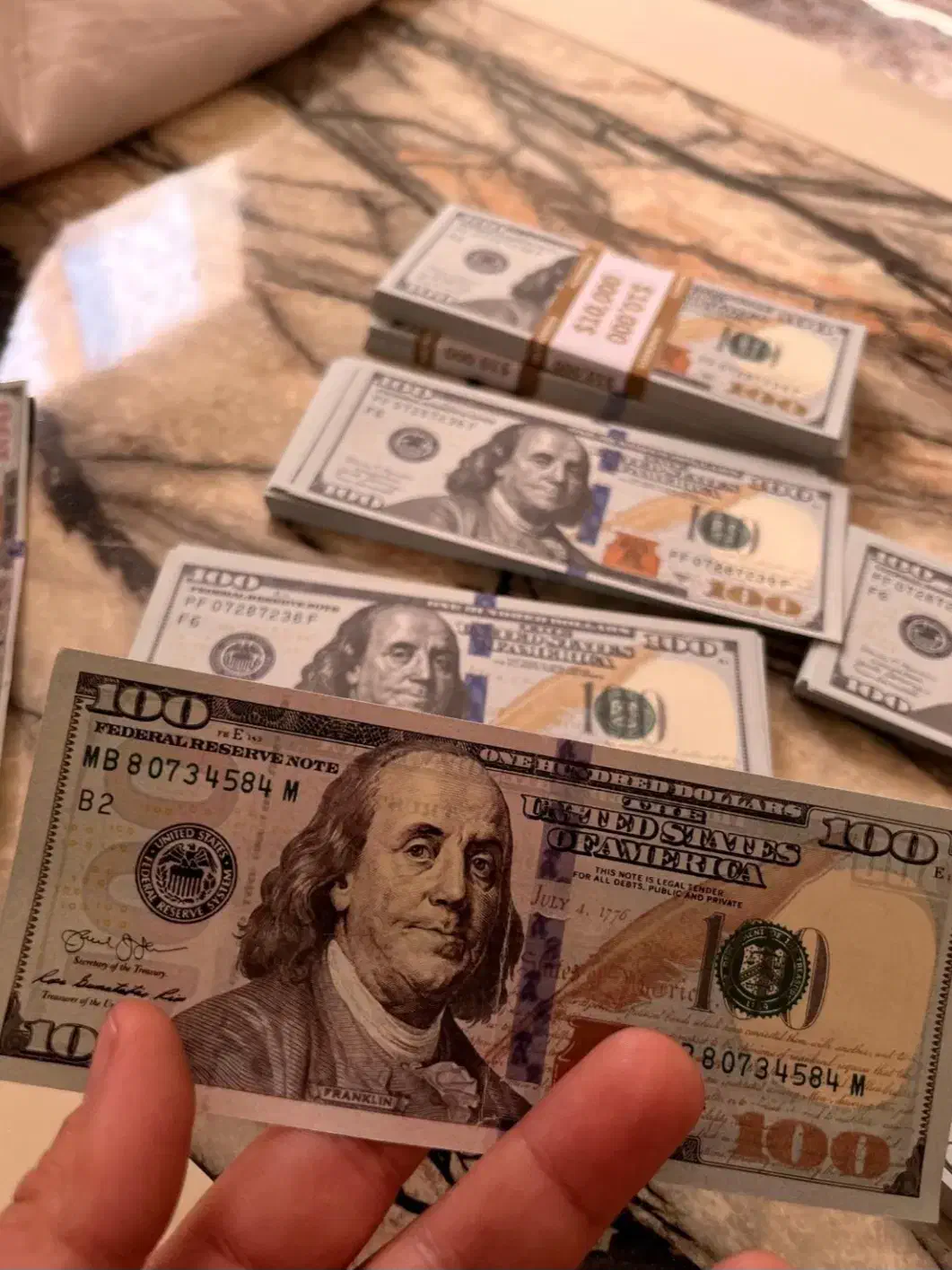 دلار و یورو تزئینی ( سینمایی ، دکوری ، کلکسیونی )|کلکسیون سکه، تمبر، اسکناس|تهران, مولوی|دیوار