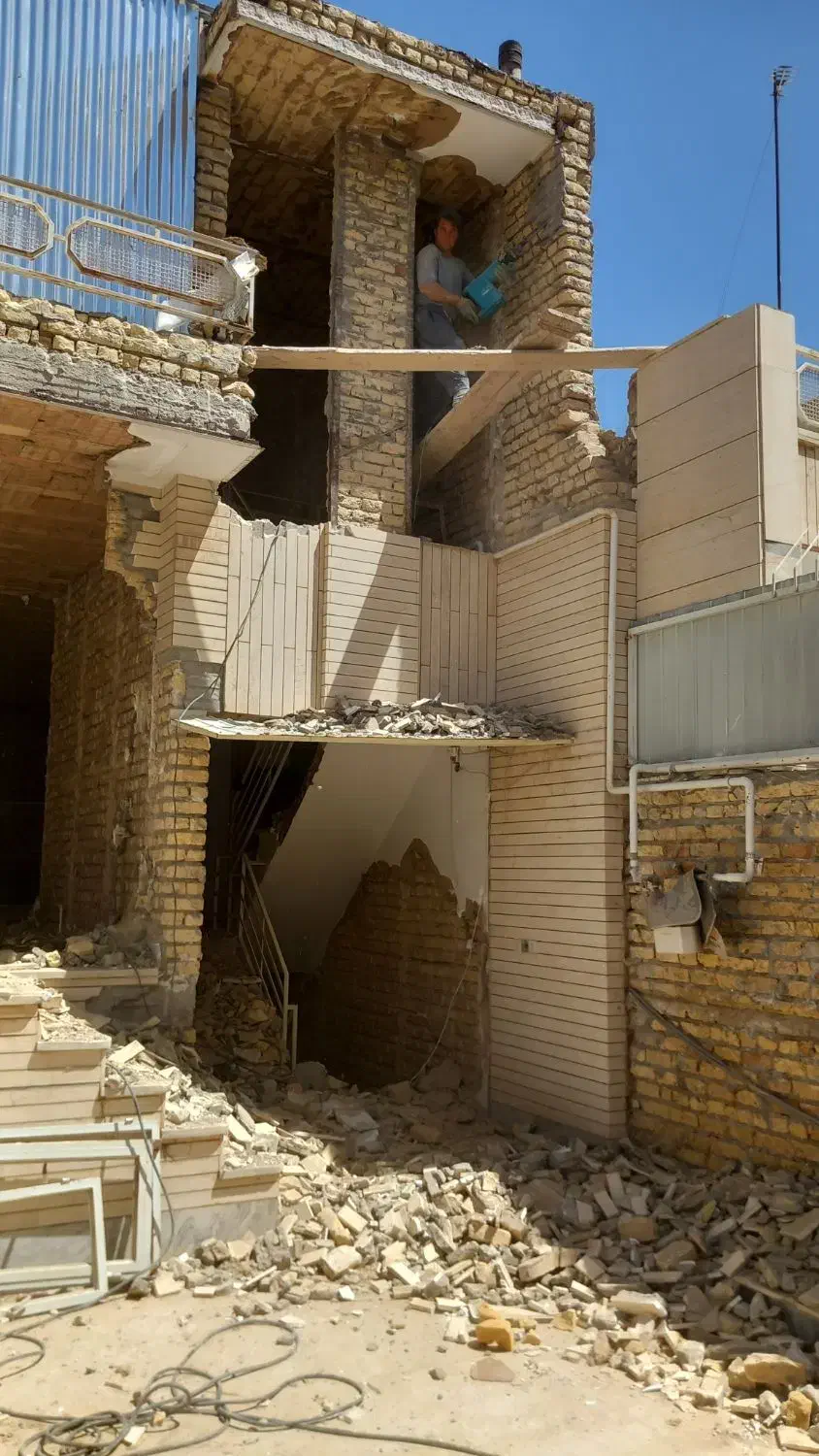 تخریب و کندن کاری|خدمات پیشه و مهارت|قم, زنبیل آباد|دیوار