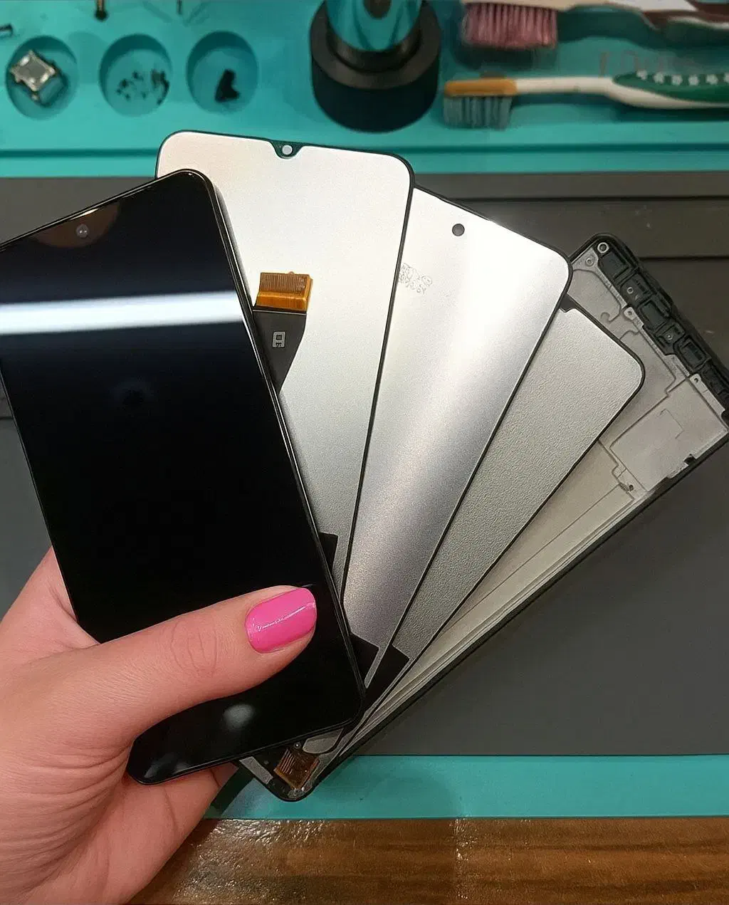 مرکز تخصصی تعویض ال سی دی LCD و تعمیرات موبایل|لوازم جانبی موبایل و تبلت|مشهد, شهرک رازی (شهرک غرب)|دیوار