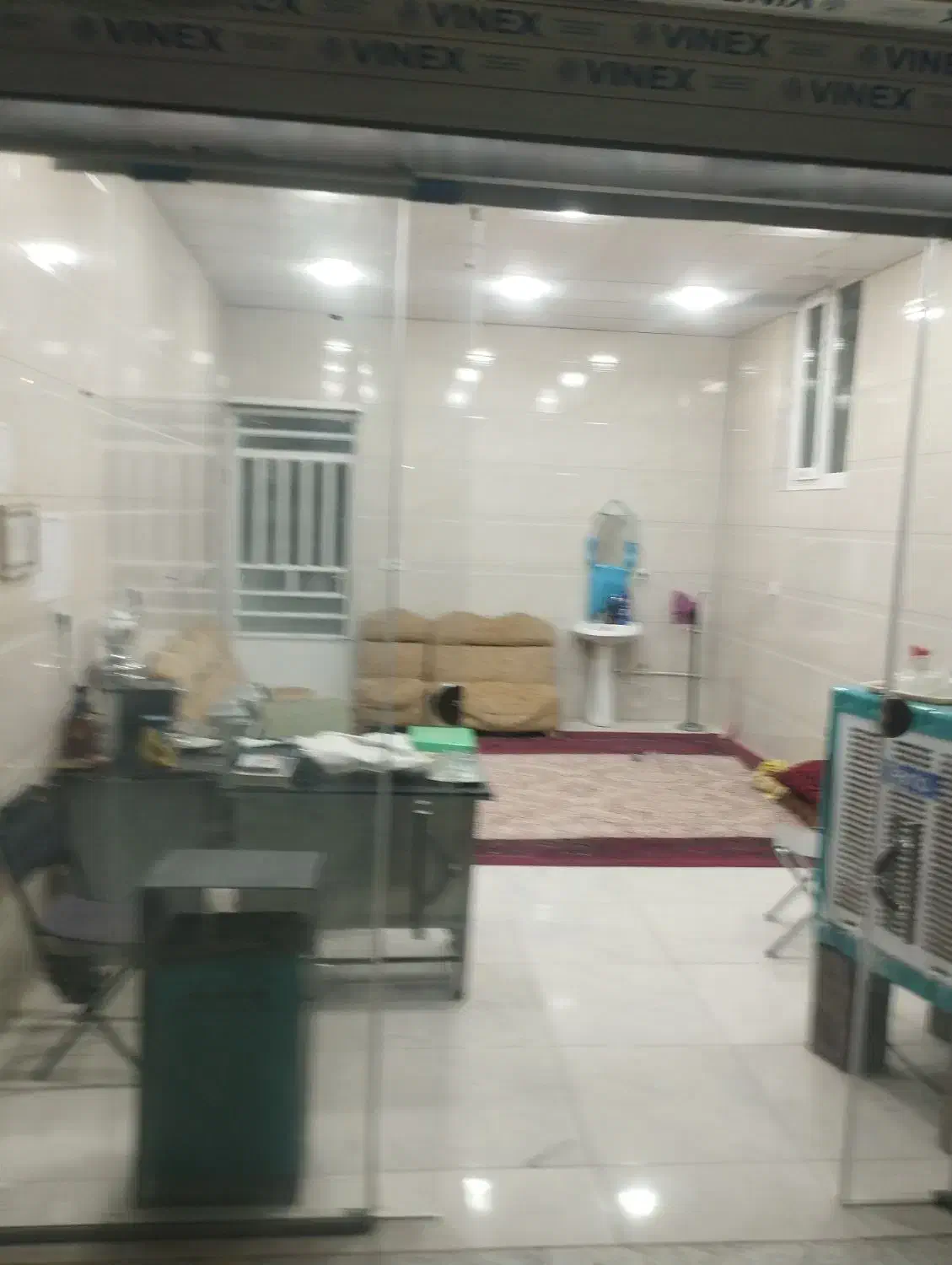 اجاره یک باب مغازه برای دفتر و تجاری|اجارهٔ مغازه و غرفه|شهر بابک, |دیوار