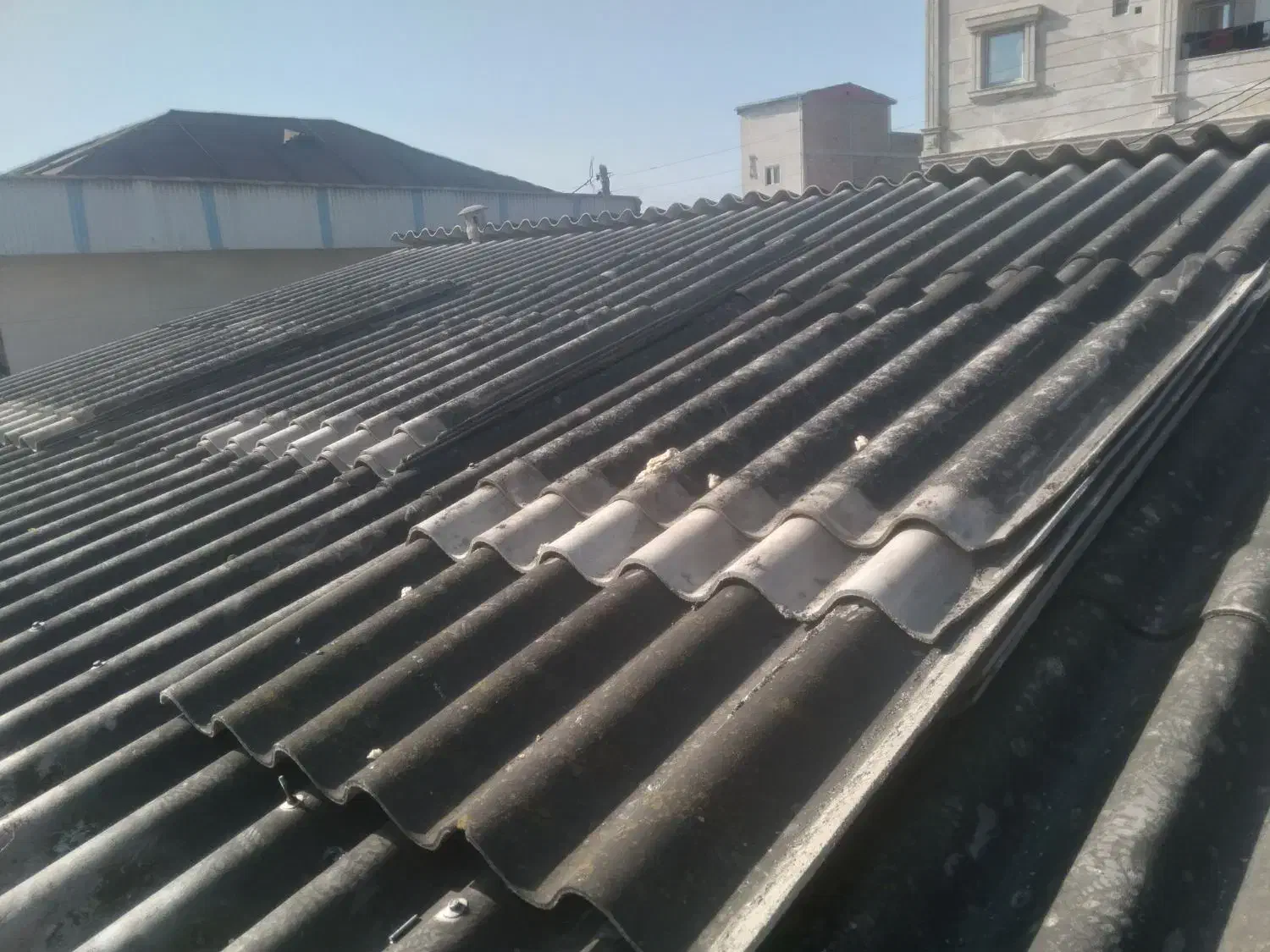 گرفتن شکاف ایرانیت حلب ناودانی سقف|خدمات پیشه و مهارت|گرگان, |دیوار