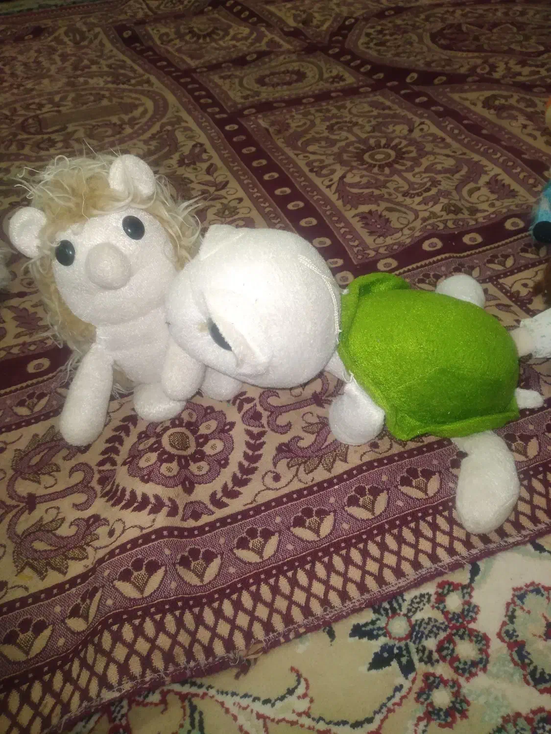 عروسک|اسباب‌‌بازی|بروجرد, |دیوار