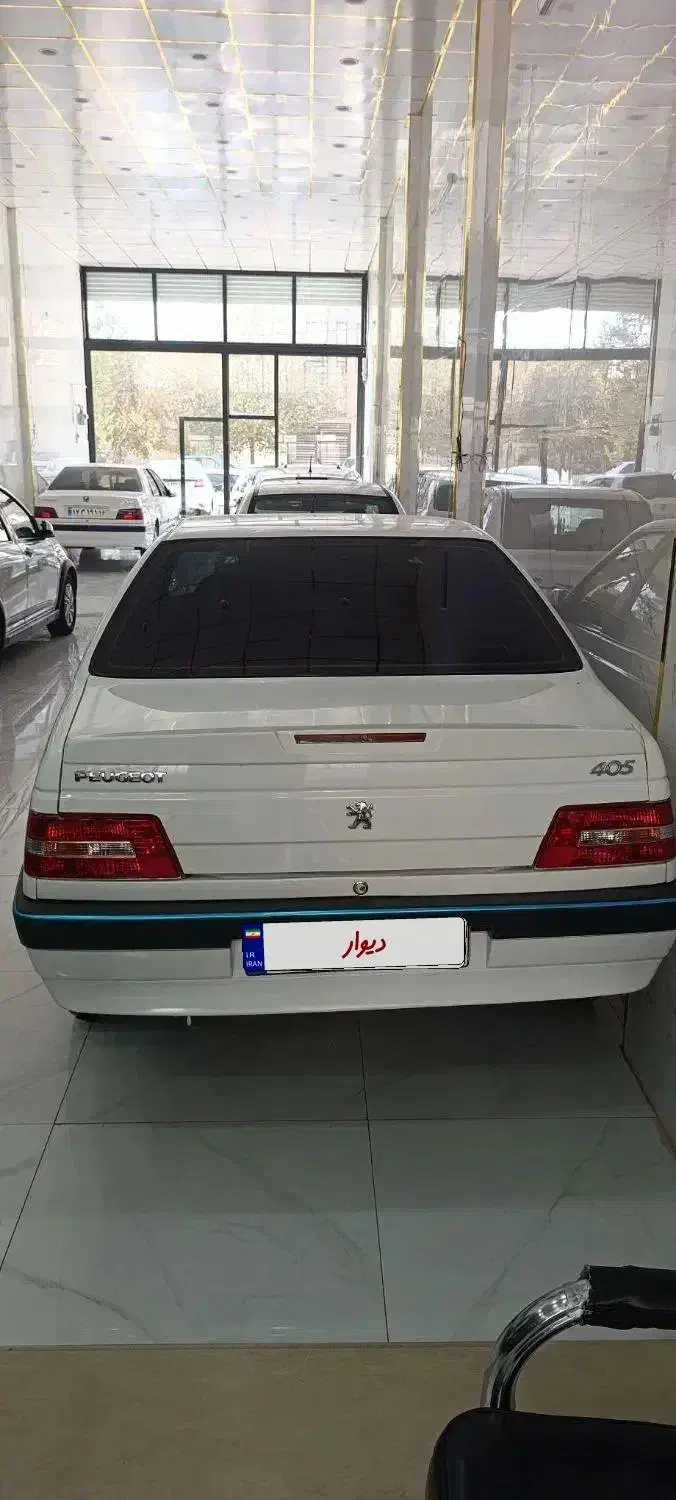 پژو ۴۰۵ اس ال ایکس مدل ۹۷|خودرو سواری و وانت|قم, دروازه چوبی|دیوار