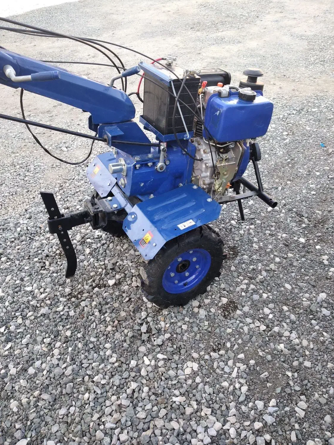 تیلر ۷ونیم اسب اگروماشین|ماشین‌آلات صنعتی|کرمانشاه, |دیوار