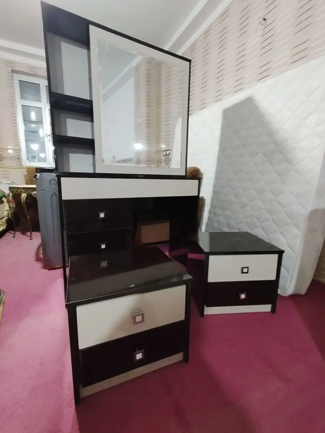 تخت و تشک و کنسول|حراج|نمین, |دیوار