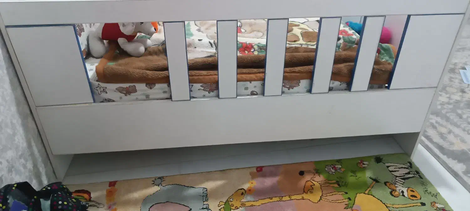 تخت کودک خیلی تمیز با تشک نو|تخت و سرویس خواب|محمدشهر, ولدآباد|دیوار