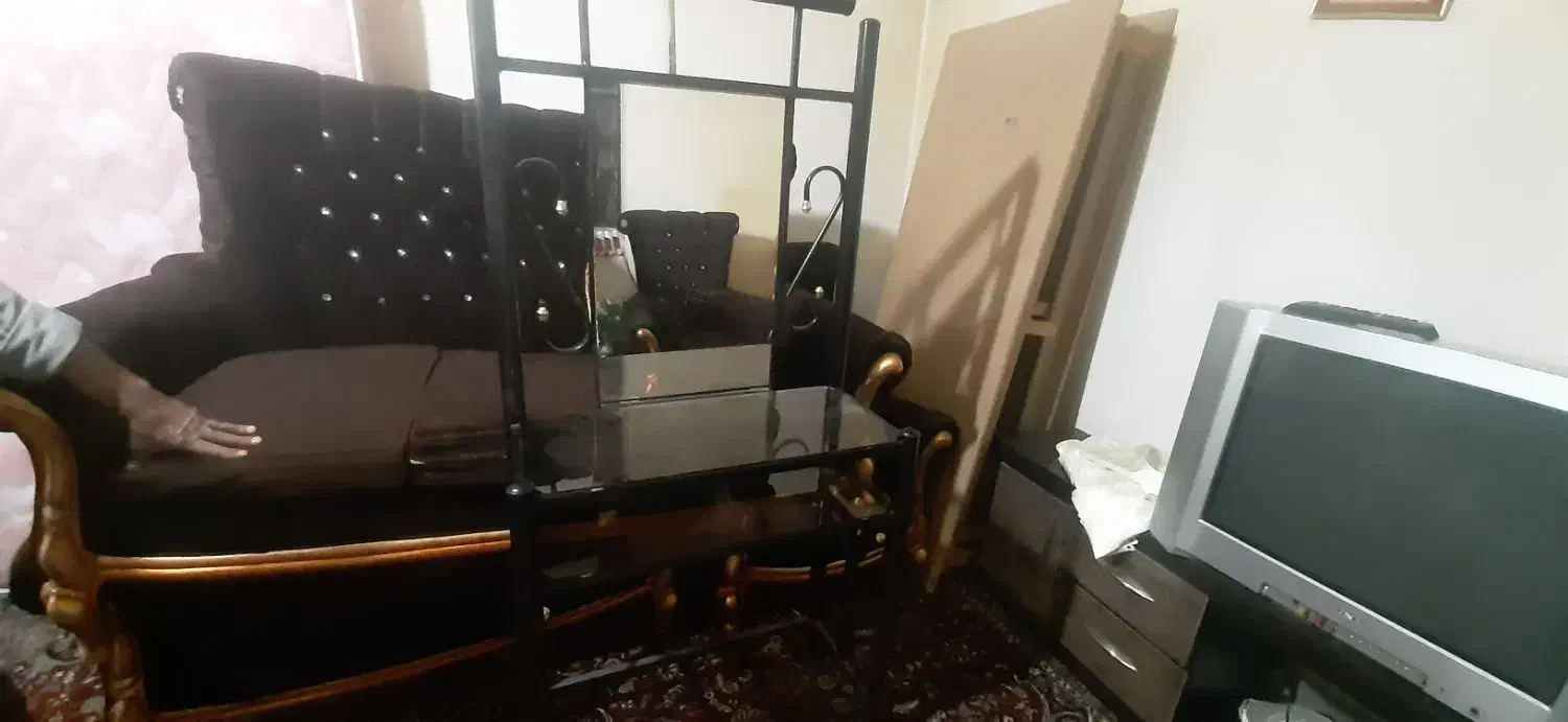 مبل، تشک،دراور، زیر تلویزیون و|مبلمان خانگی و میز عسلی|شیراز, شهرک قمشه|دیوار