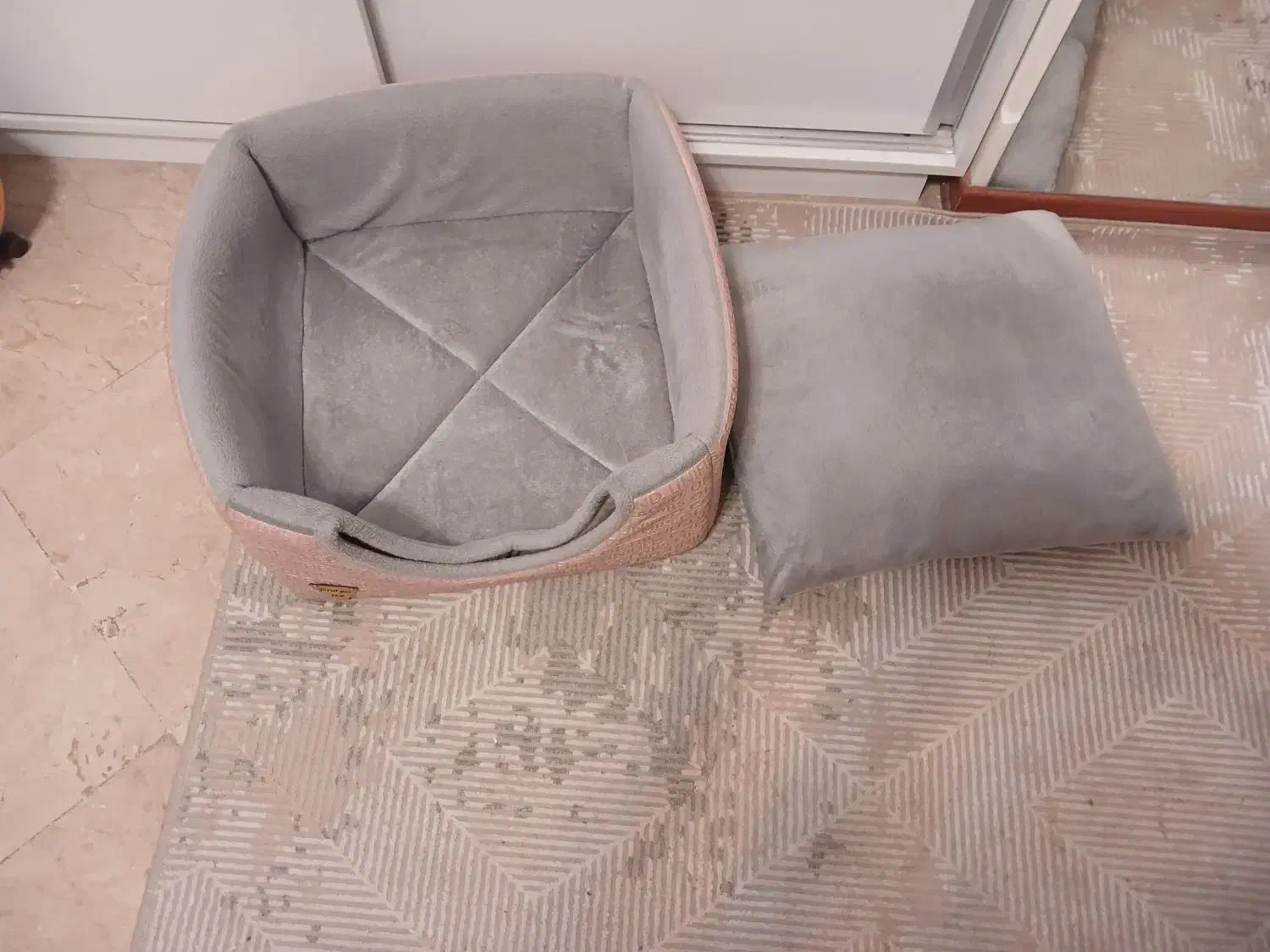 کاناپه 3 کاره لانه شو سالم در حد نو|لوازم جانبی حیوانات|تهران, کوی بیمه|دیوار