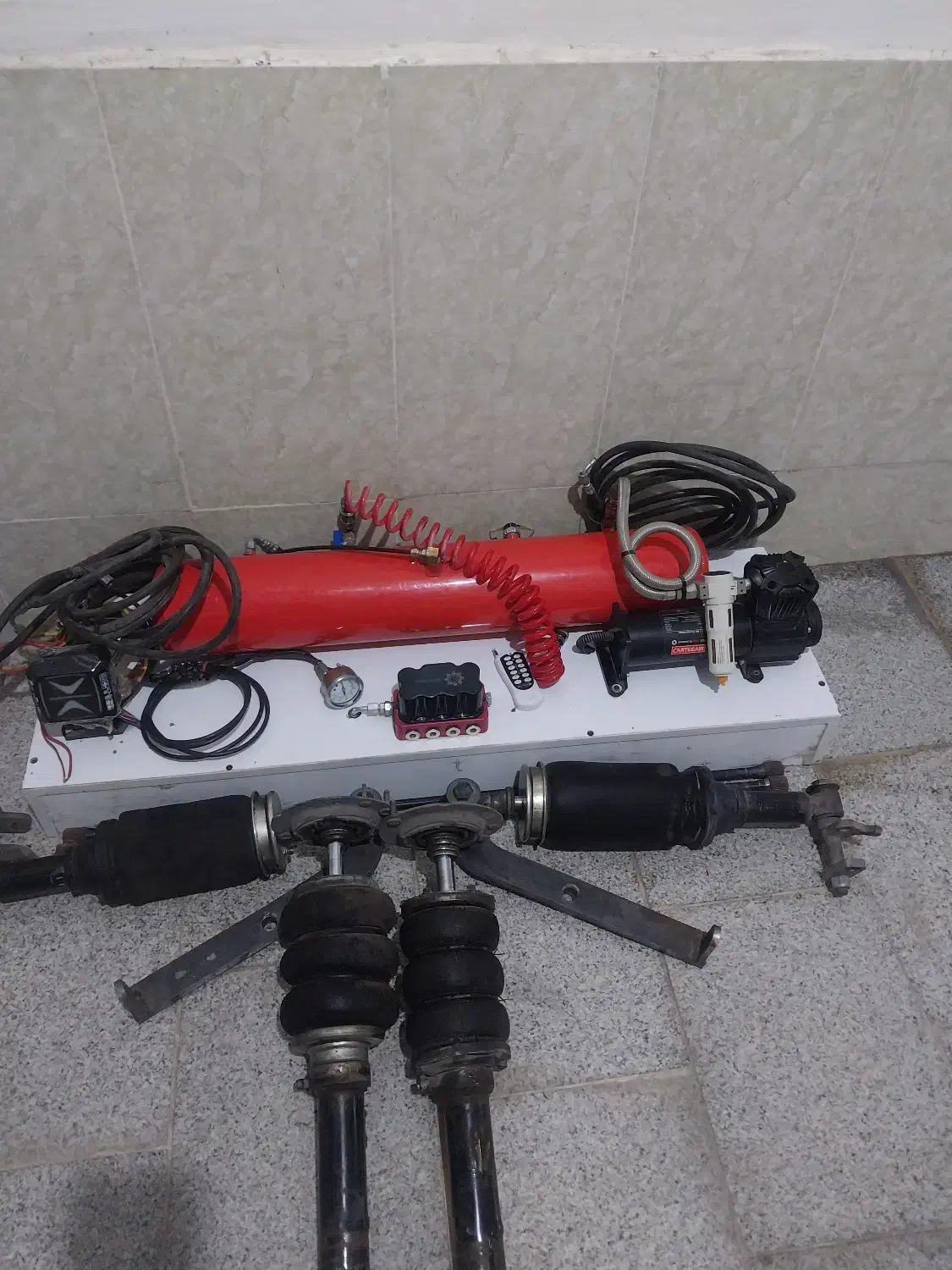 پنوماتیک در حد قیمت عال|قطعات یدکی و لوازم جانبی|اراک, |دیوار