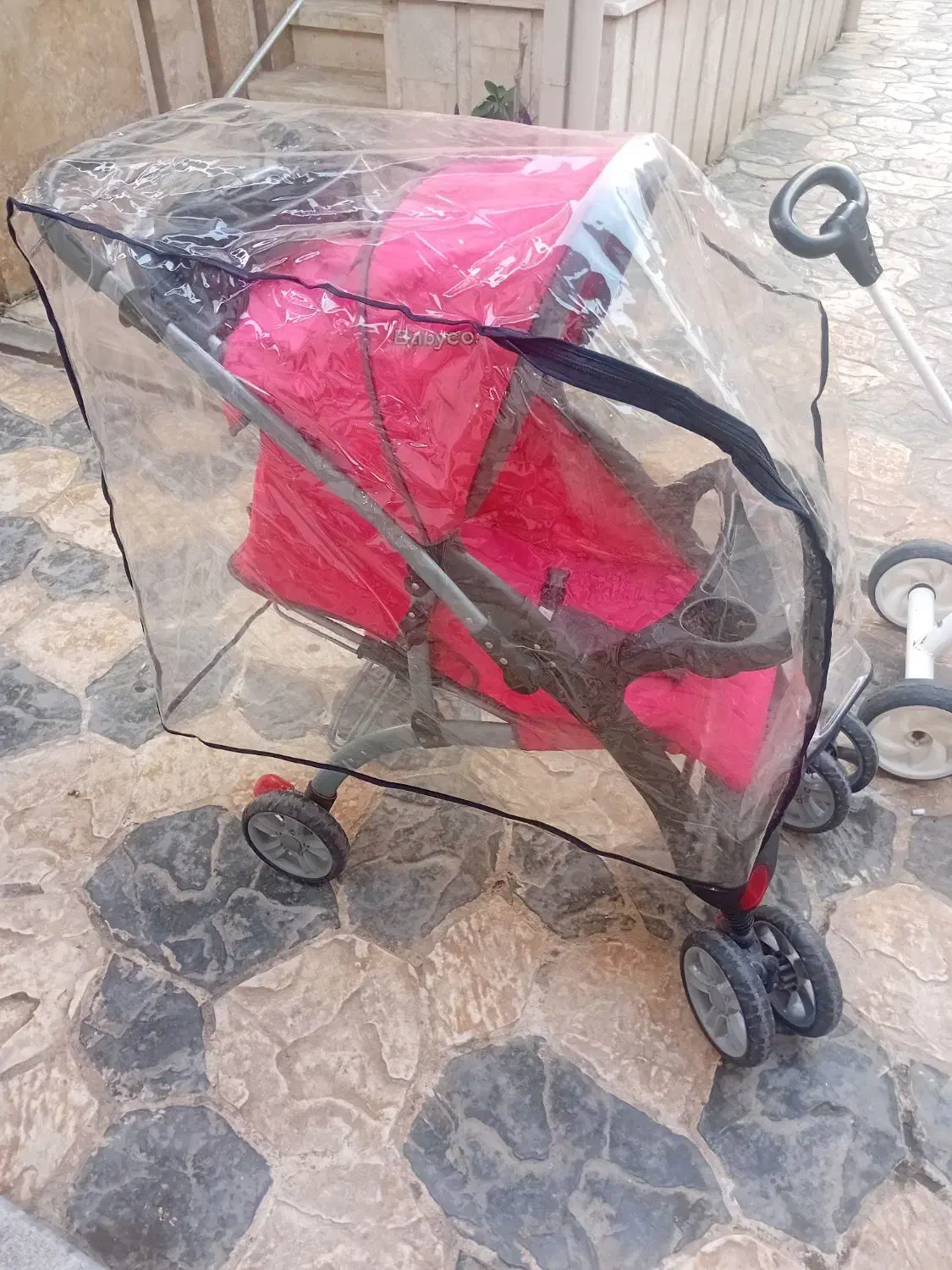 کالسکه و سه چرخه|کالسکه و لوازم جانبی|آستانه اشرفیه, |دیوار