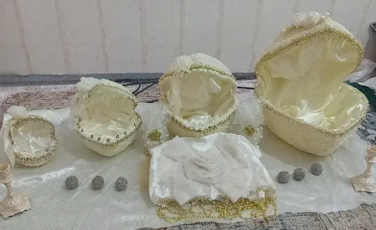 سبد عقد وبله برون|صنایع دستی و سایر لوازم تزئینی|قم, شهرک مهدیه (مدرس)|دیوار