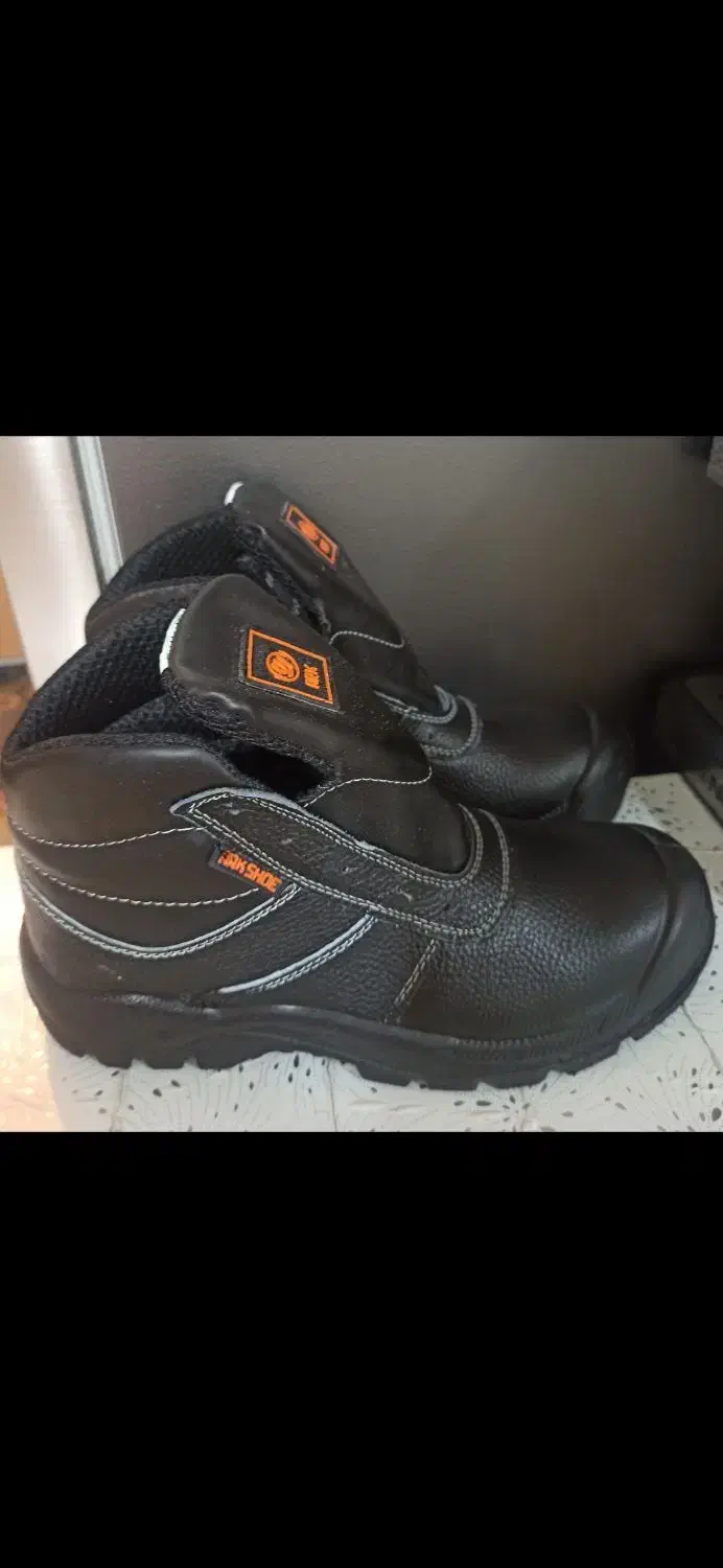 کفش کار|کیف، کفش، کمربند|خمینی‌شهر, |دیوار