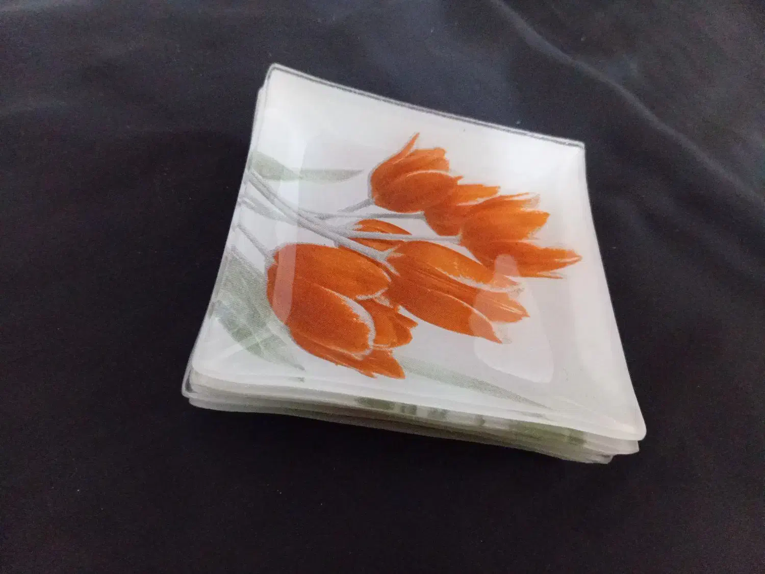 لیوان و نعلبکی بزرگ|ظروف سرو و پذیرایی|سوسنگرد, |دیوار