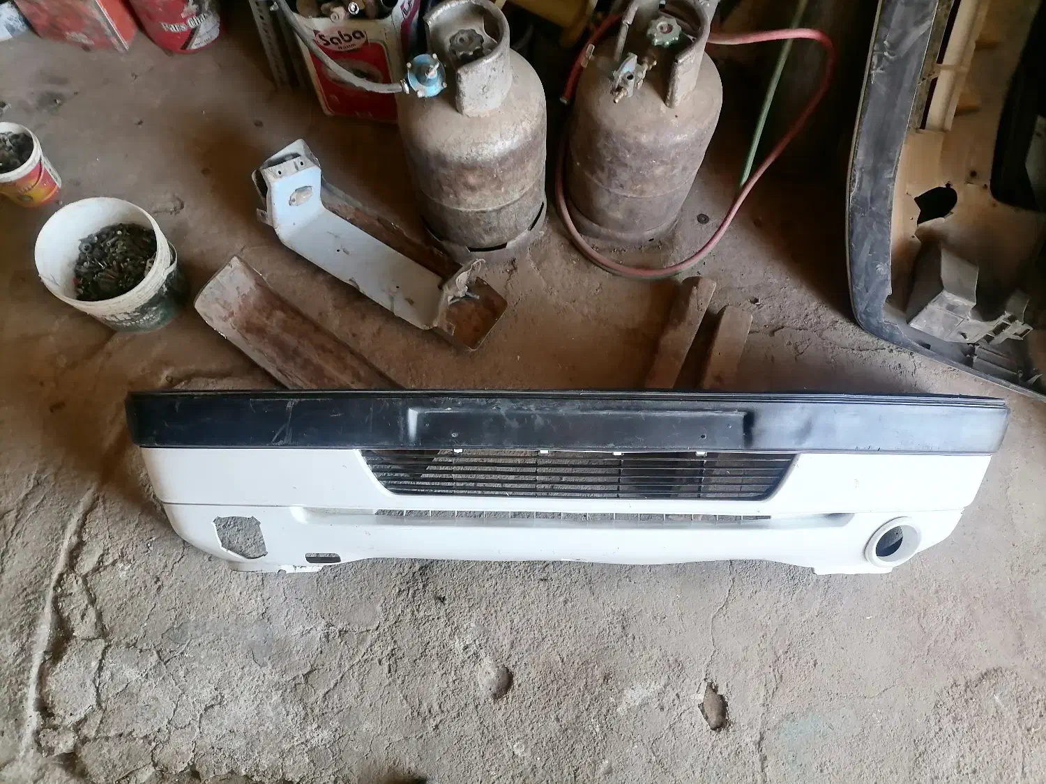 تعمیر سپر خودرو|خدمات پیشه و مهارت|سبزوار, جوادیه شرقی|دیوار