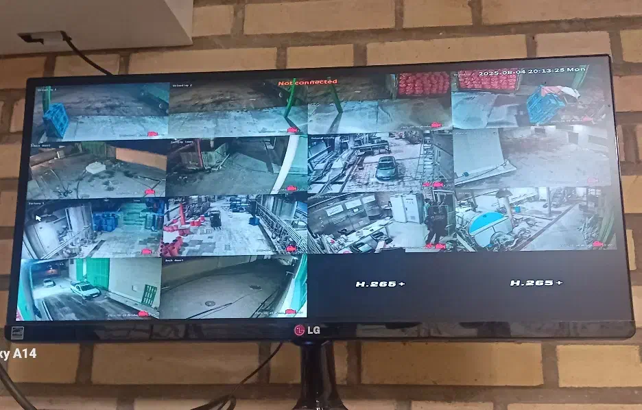 دوربین مداربسته 5 مگاپیکسل تحت شبکه ip برند HiView|دوربین مداربسته|ساوه, |دیوار