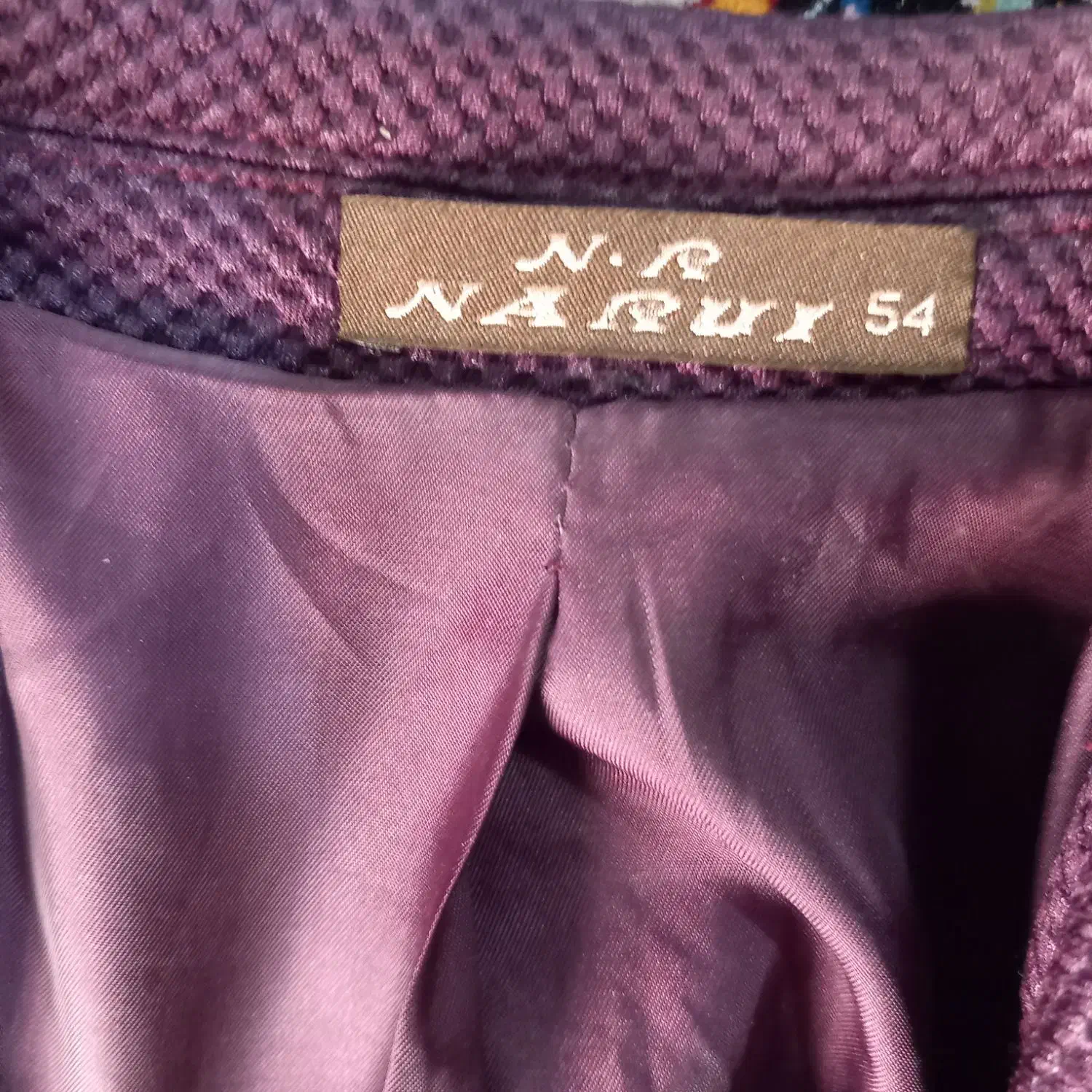 تعدادی لباس مردانه و زنانه در حد نو قیمت مناسب|لباس|قرچک, زیبا شهر|دیوار