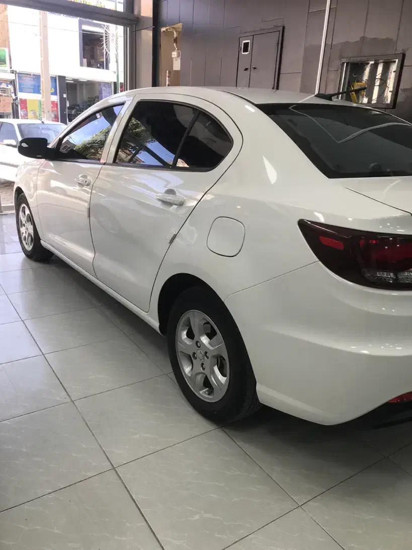 شاهین با سانروف|خودرو سواری و وانت|شهرکرد, |دیوار