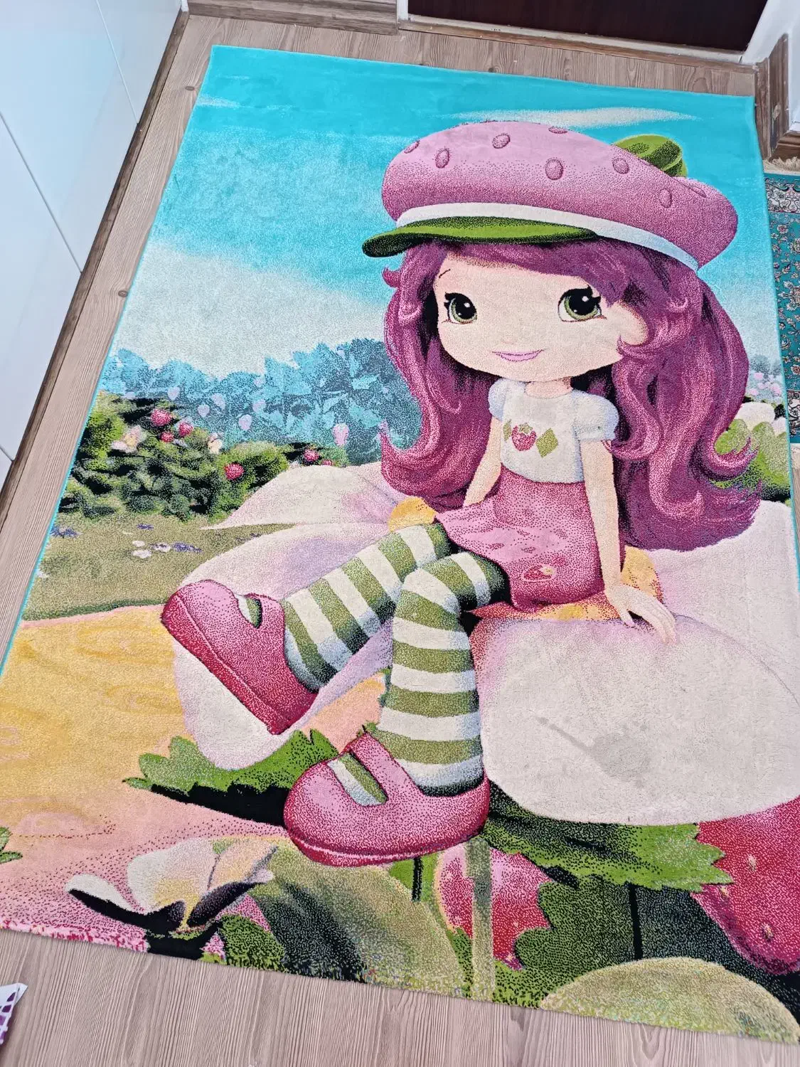 فرش اتاق کودک در حد نو ۱/۵ در ۲/۲۵|فرش|تبریز, |دیوار