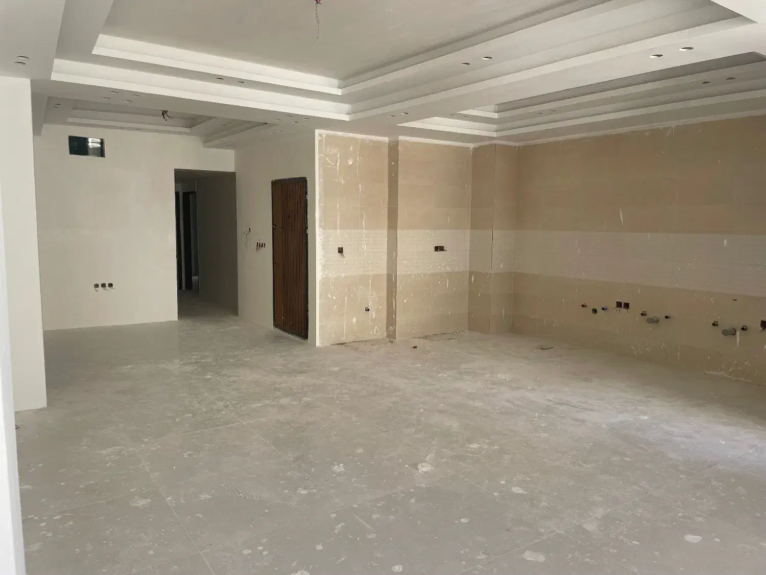 واحد نو ساز نادری|فروش آپارتمان|قزوین, |دیوار