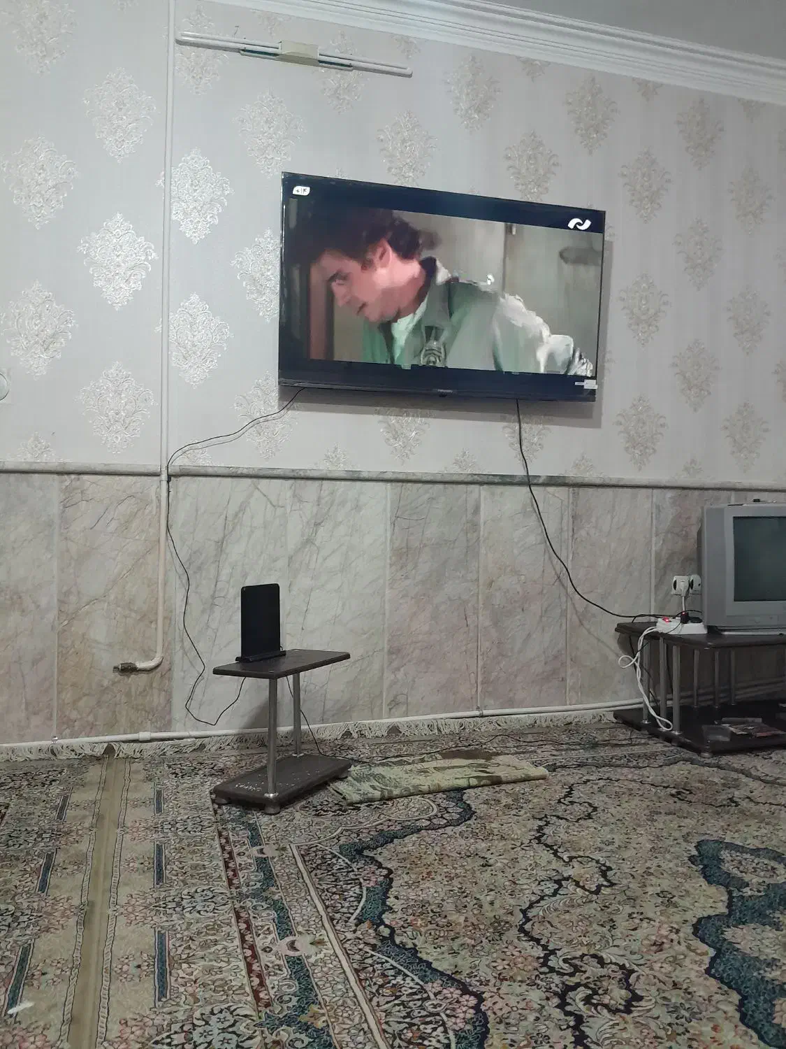 تلویزیون مکسن|تلویزیون و پروژکتور|مشهد, انقلاب|دیوار