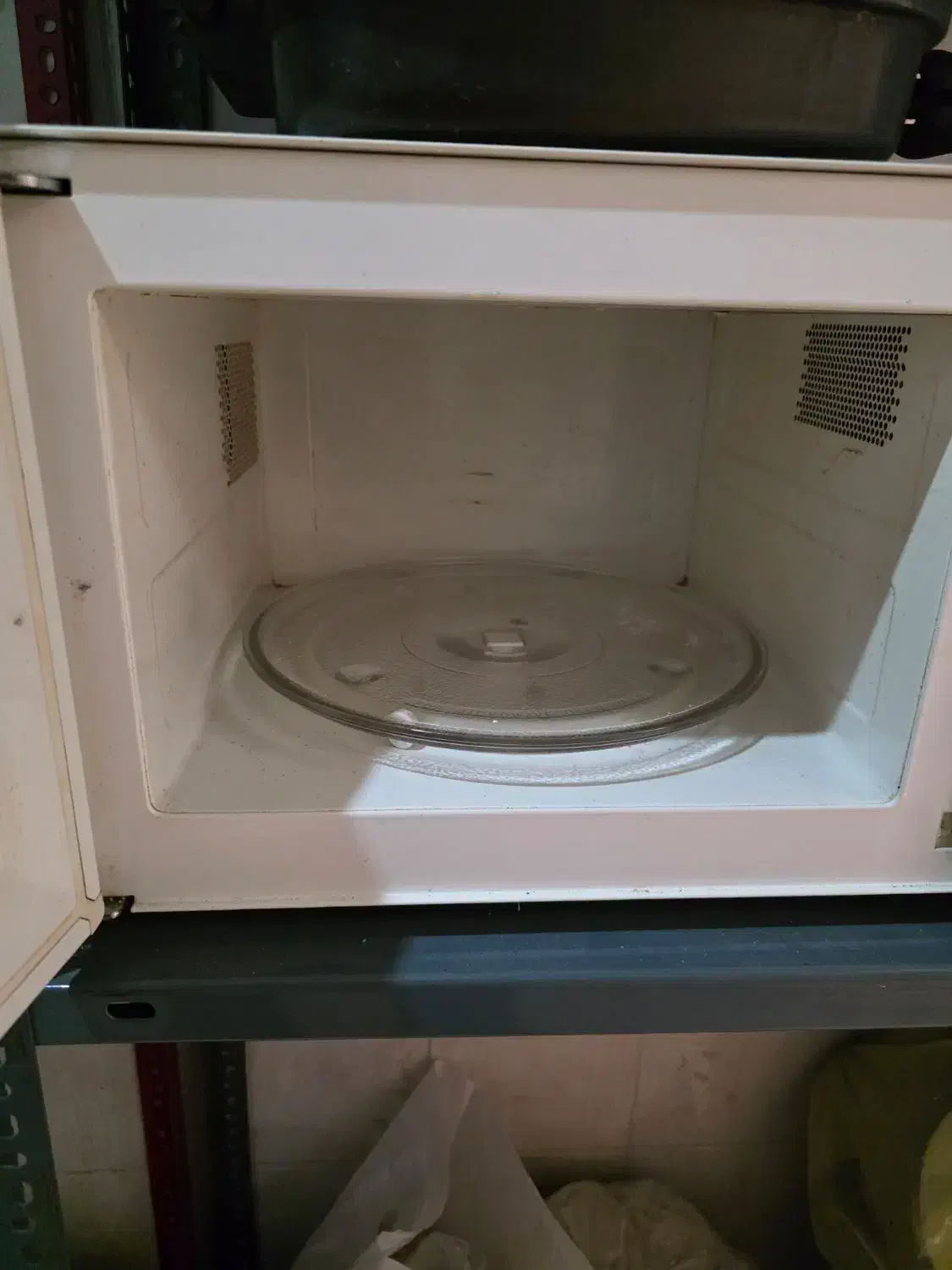 ماکروویو|اجاق گاز و لوازم برقی پخت‌وپز|فشم, |دیوار