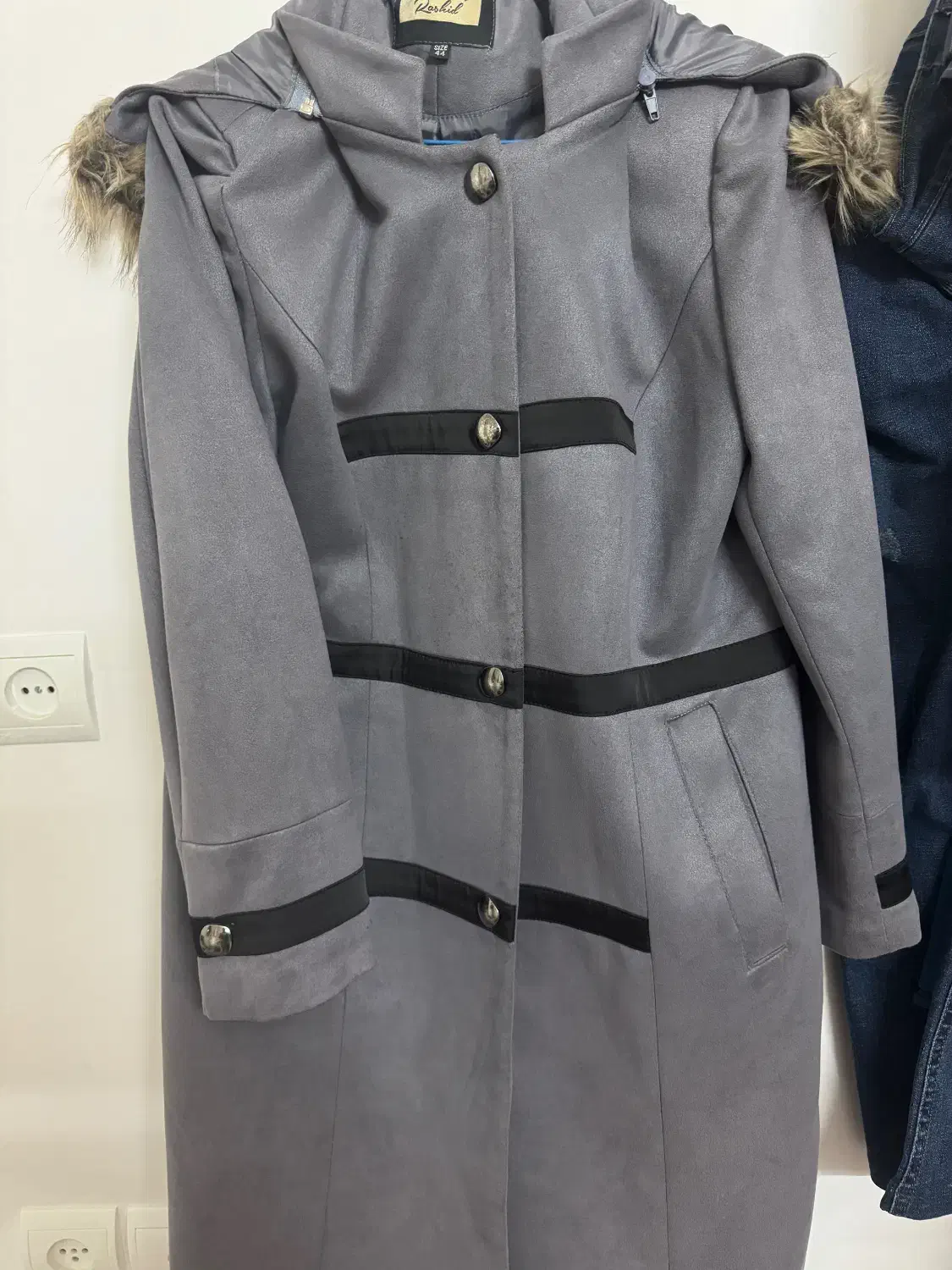 مانتو و پالتو های قیمت مناسب|لباس|اسفراین, |دیوار