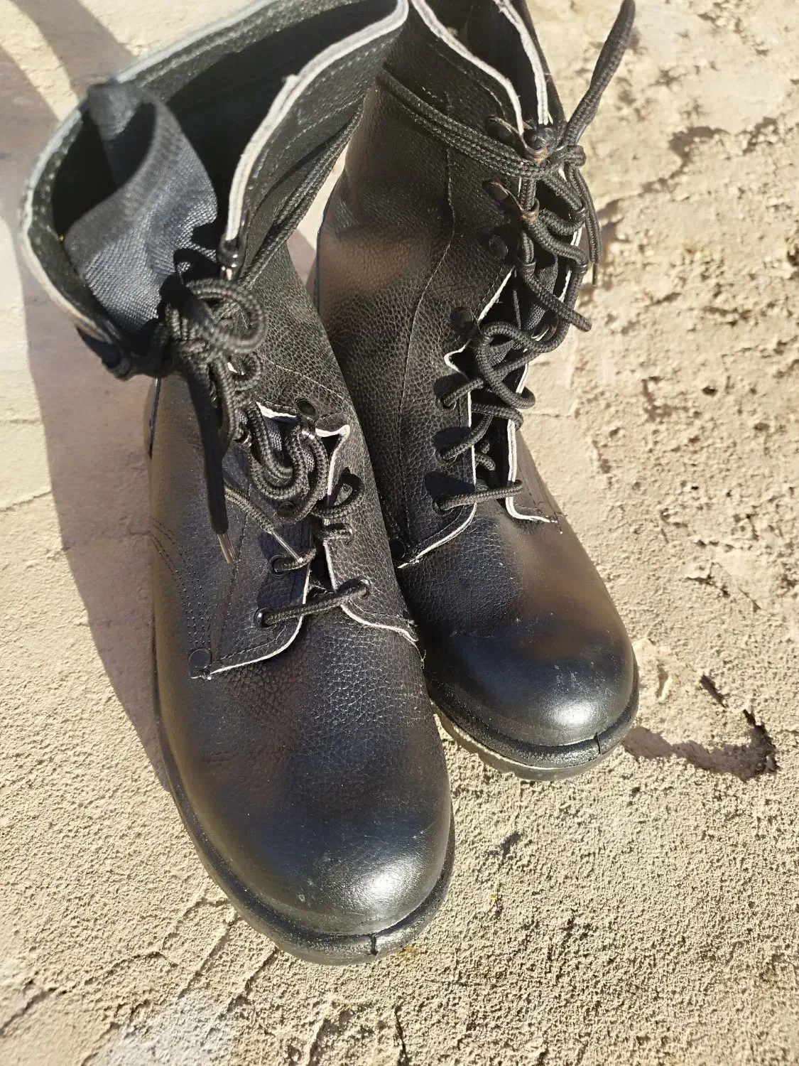 فروش یک عدد پوتین نظامی|کیف، کفش، کمربند|اندیمشک, |دیوار