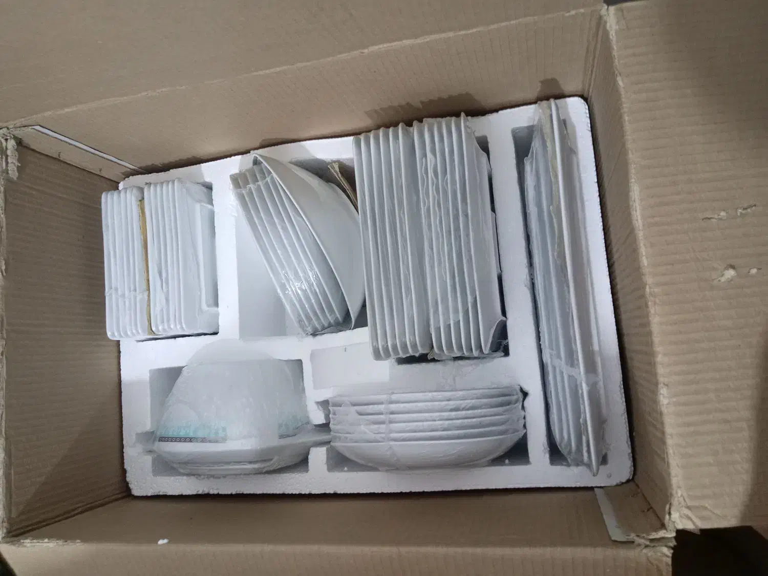 فروش|ظروف سرو و پذیرایی|چناران, |دیوار