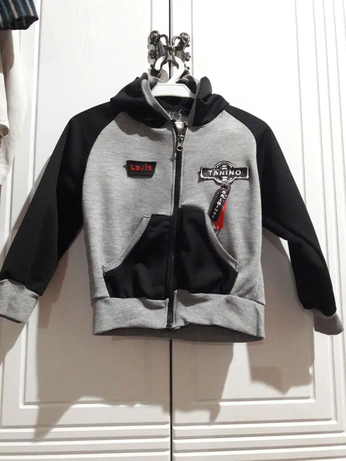 سوشرت|کفش و لباس بچه|همدان, |دیوار