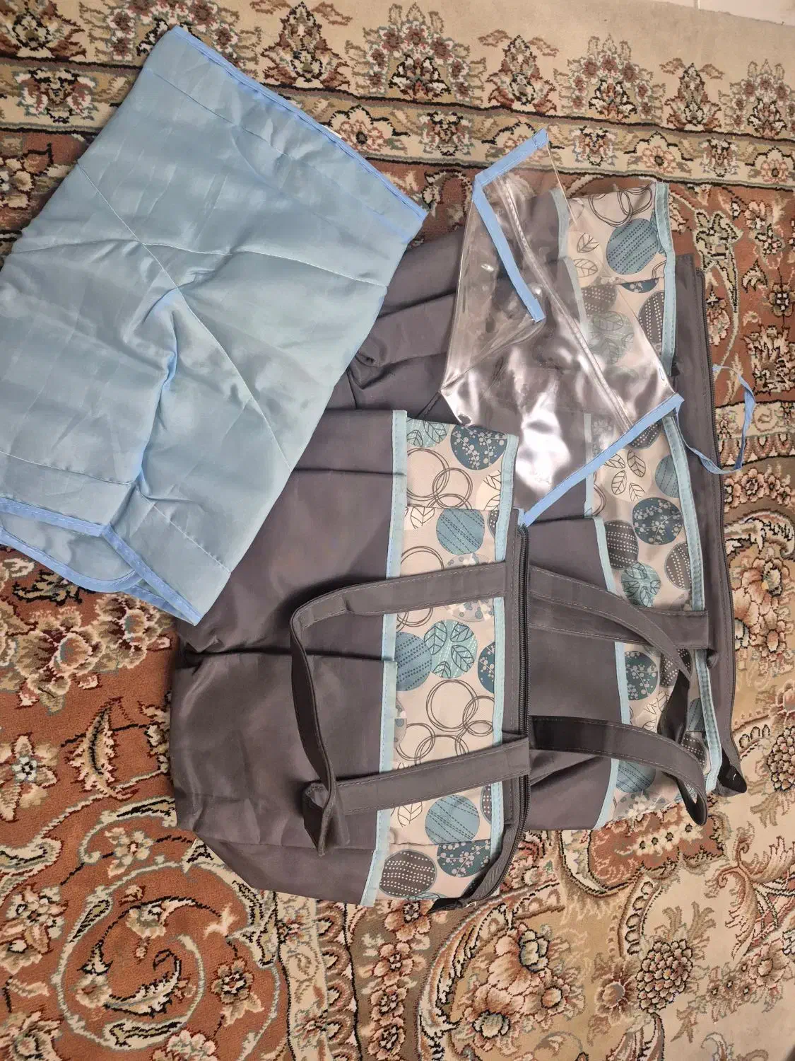 ساک لباس نوزاد در ۲ سایز|کالسکه و لوازم جانبی|پردیس, فاز ۱۱|دیوار