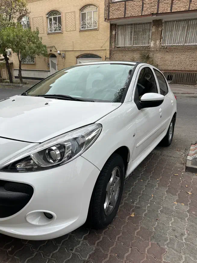 پژو 207 سقف شیشه ای مدل 1400|خودرو سواری و وانت|تبریز, |دیوار