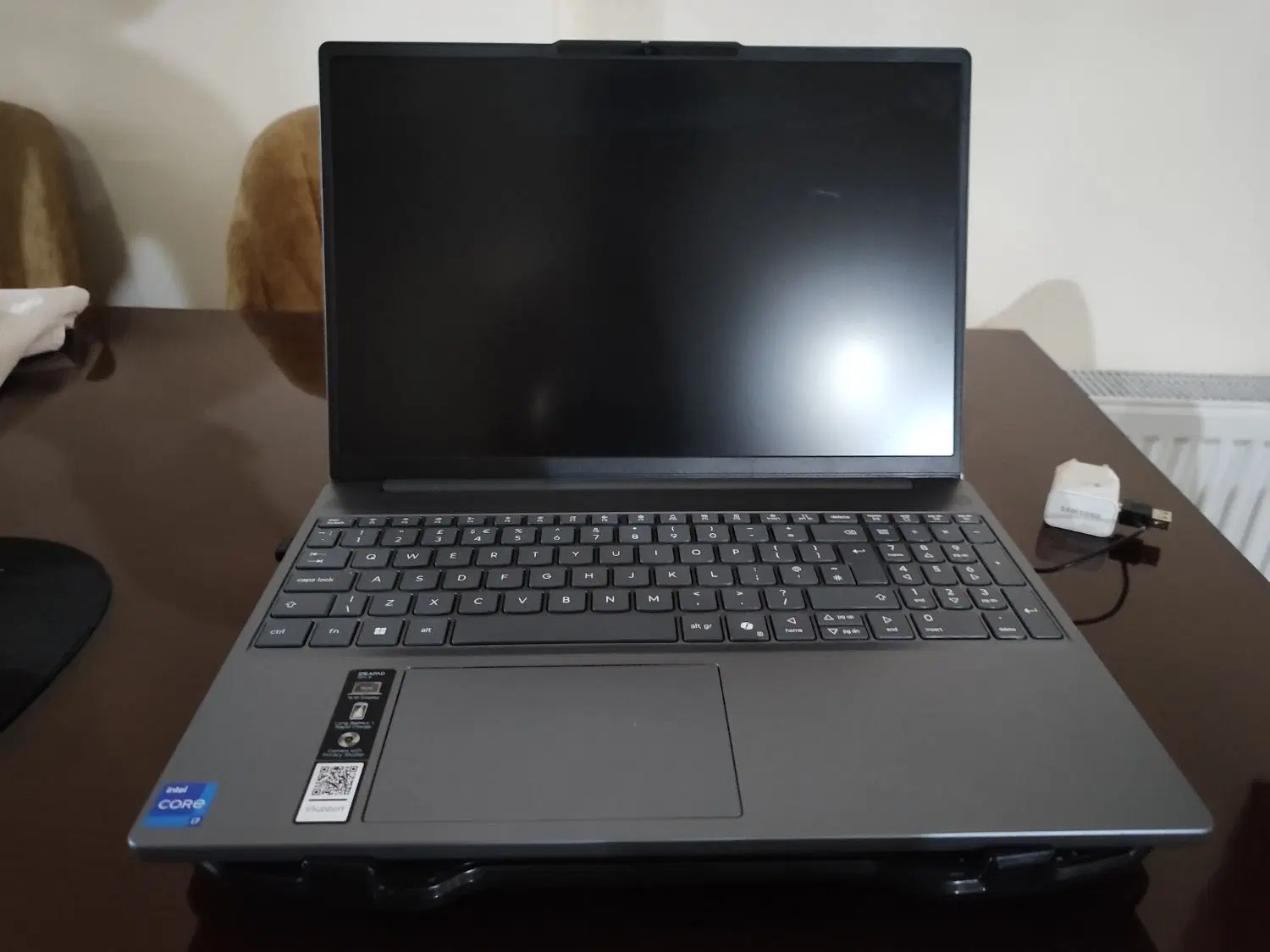 Lenovo IdeaPad slim 3|رایانه همراه|فردیس, نیروگاه برق|دیوار
