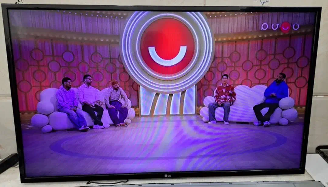 خدمات تلویزیون اسنوا چالوس|تلویزیون و پروژکتور|چالوس, |دیوار