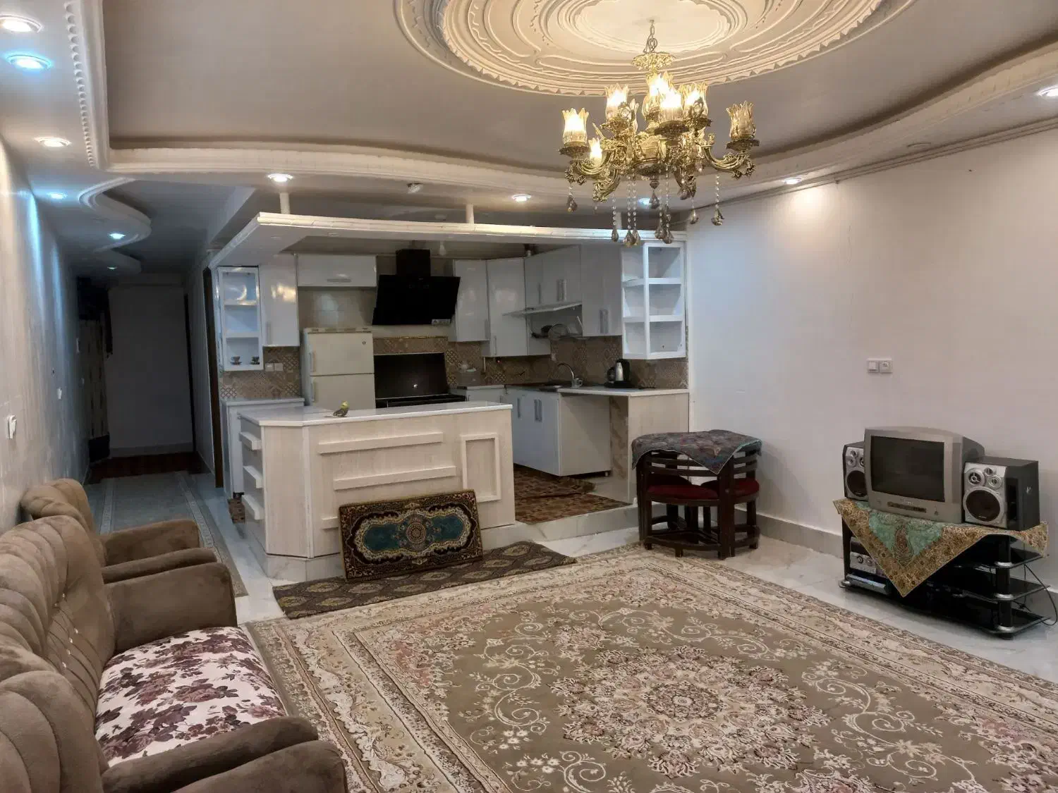 سوییت تمیز|اجارهٔ کوتاه‌مدت آپارتمان و سوئیت|سیرجان, |دیوار