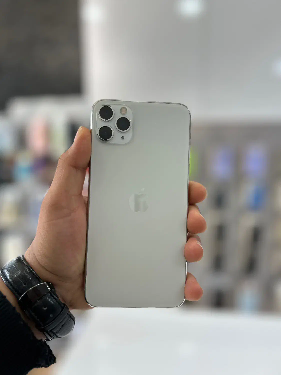 11 Pro Max|موبایل|رودسر, |دیوار