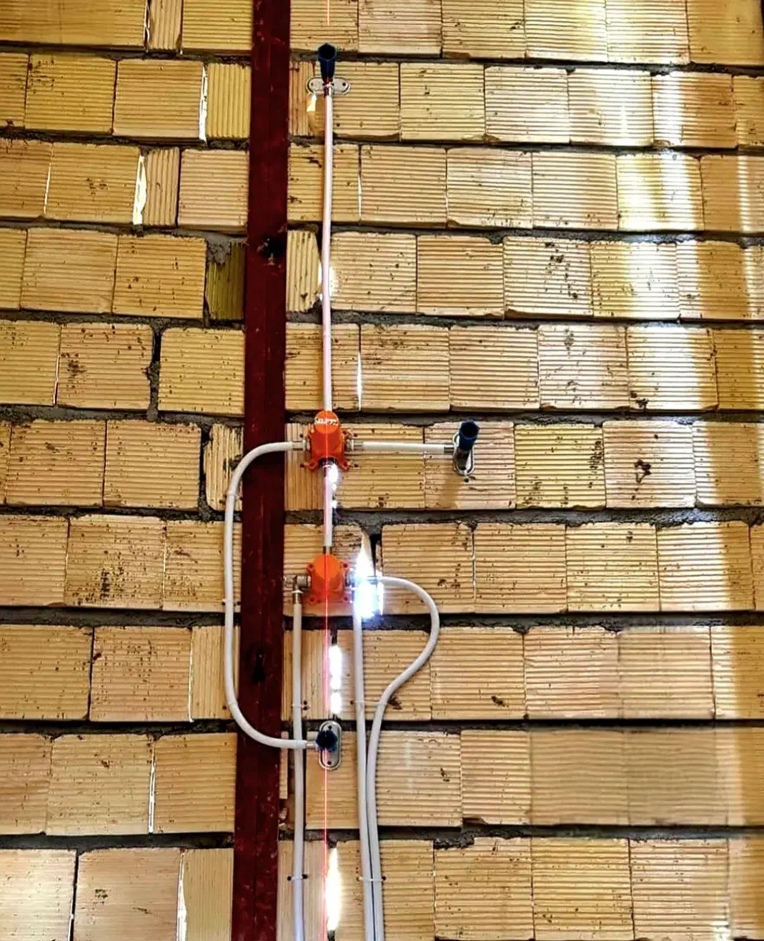 لوله کش. لوله کشی|خدمات پیشه و مهارت|قیدار, |دیوار