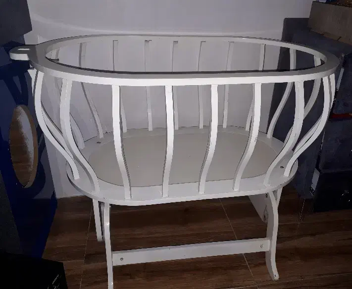 گهواره نوازد|تخت و سرویس خواب|قرچک, داوود آباد|دیوار