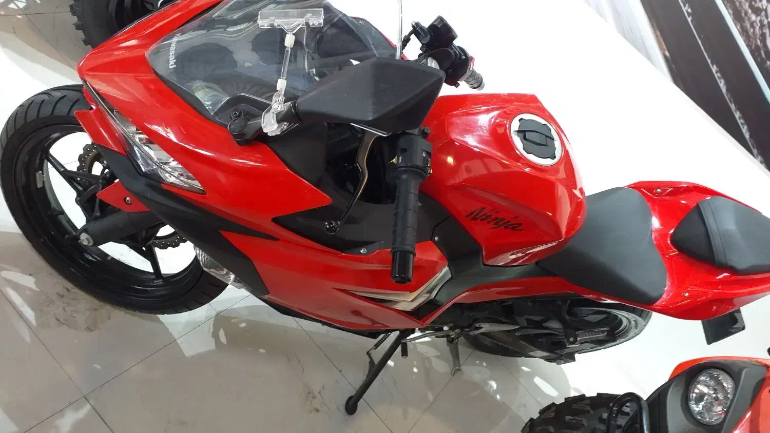 کاوازاکی نینجا ۲۵۰ صفر و خشک مدل ۱۴۰۰|موتورسیکلت|رشت, امین الضرب|دیوار