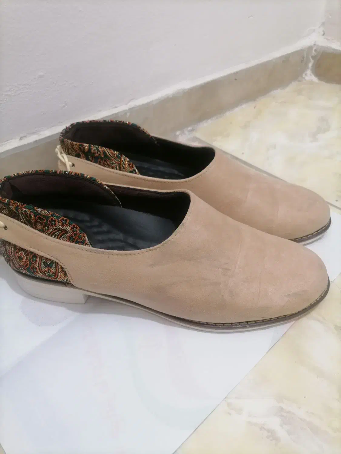 کفش اسپورت سایز 40|کیف، کفش، کمربند|محمدشهر, شهرک پیام (مهرالبرز)|دیوار