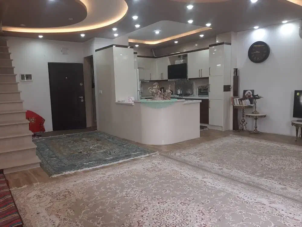 ویلایی قشنگ میخای|فروش خانه و ویلا|آزادشهر, |دیوار