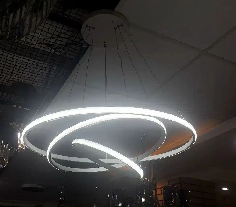 لوستر|لوستر و چراغ آویز|قروه, |دیوار