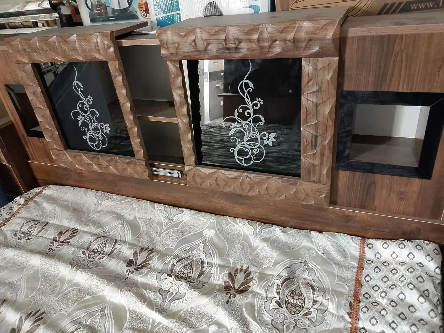 تخت و خواب|تخت و سرویس خواب|مهاباد (آذربایجان غربی), |دیوار